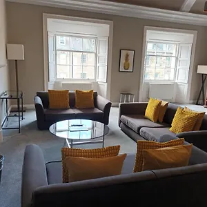 York Place By Destination Edimburgo
