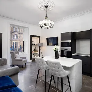 2bedroom By The Castle EDI