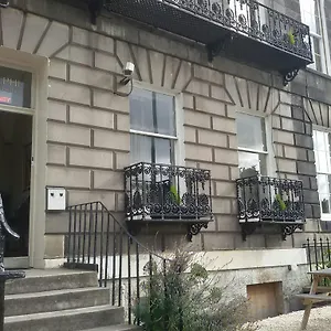 招待所 阿德菲酒店, 爱丁堡