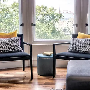 Apartamento Modern Flat With Fantastic Views, Edimburgo
